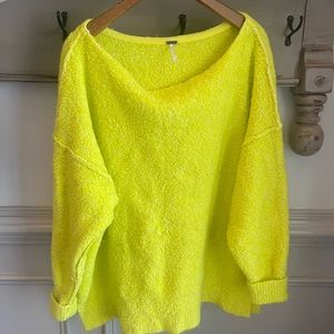 Free People💛medium, oversized sweater. Hardly worn!